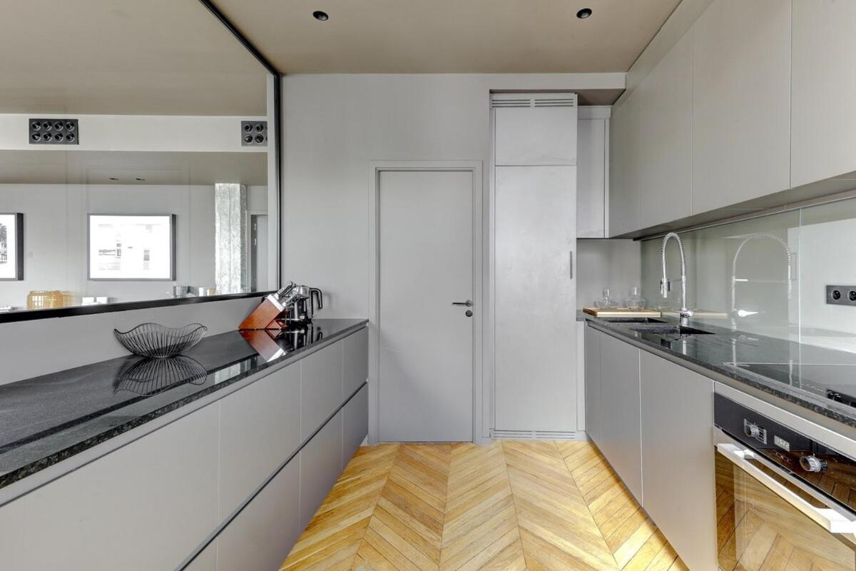 Apartment Vendome 2bd Paris
